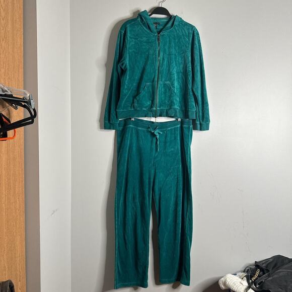 Vintage womens velour tracksuit - Picture 1 of 8